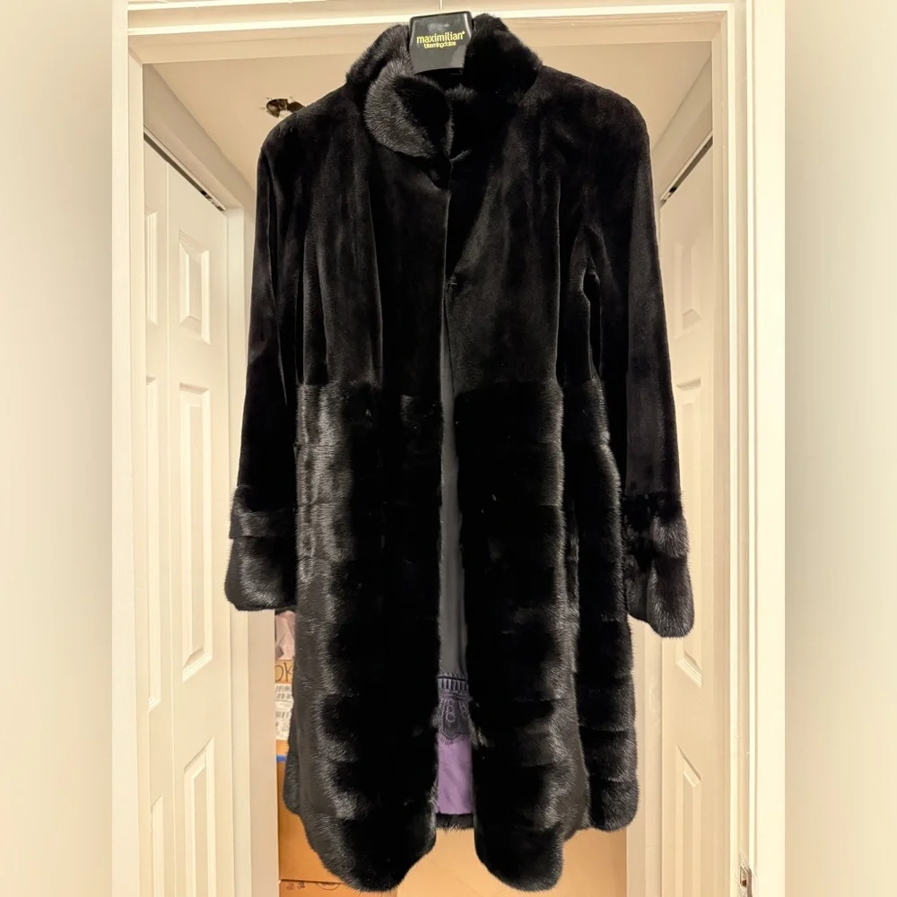 Maximilian Sheared & Long-Hair Mink Coat - Excellent Condition - Picture 3 of 6